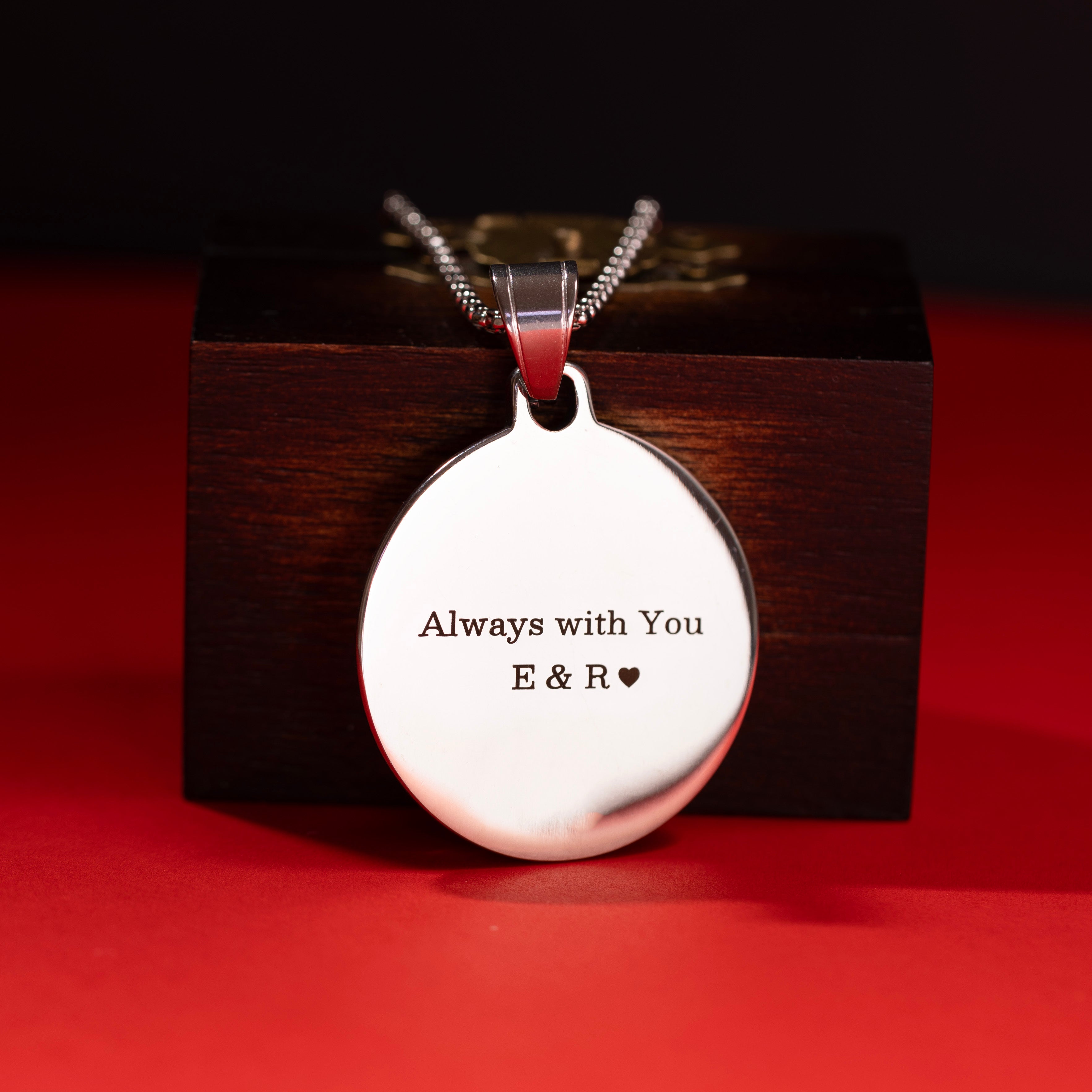Collier boussole en argent pour homme avec gravure personnalisée